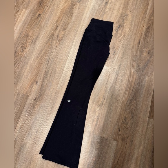 Alo Airbrush High waist Flare 7/8 Bootcut - Picture 2 of 2